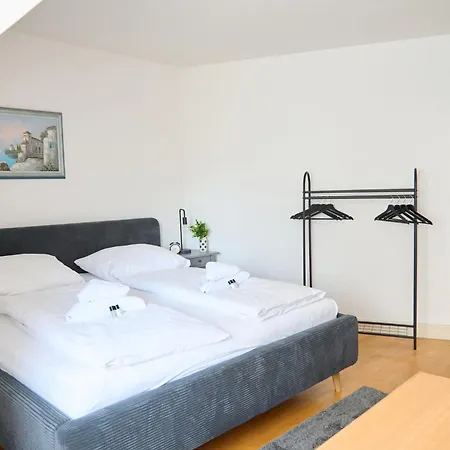 Zentrales Apartment Pfaenderblick Bregenz Exterior photo